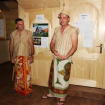 1011073_677455078937340_1364735080_n