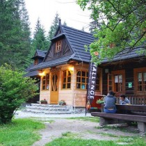 971290_677454638937384_1623740730_n